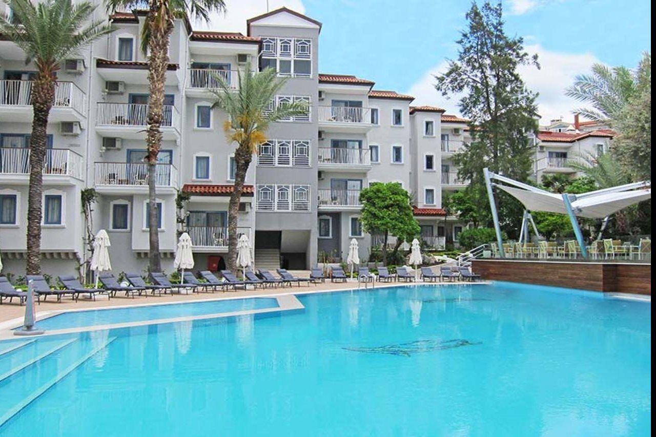 Paloma Marina Suites - Adult Only كوشاداسيه المظهر الخارجي الصورة
